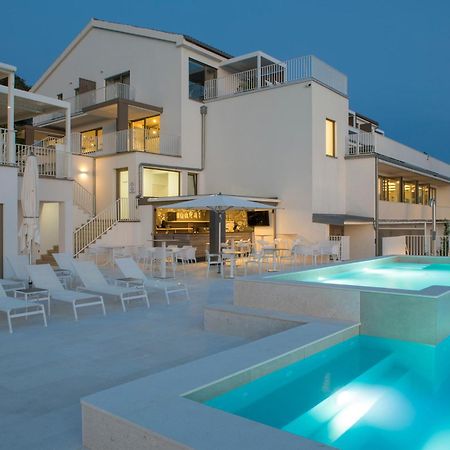 Zlatni Zalaz,Apartments,Supetarska Draga Esterno foto