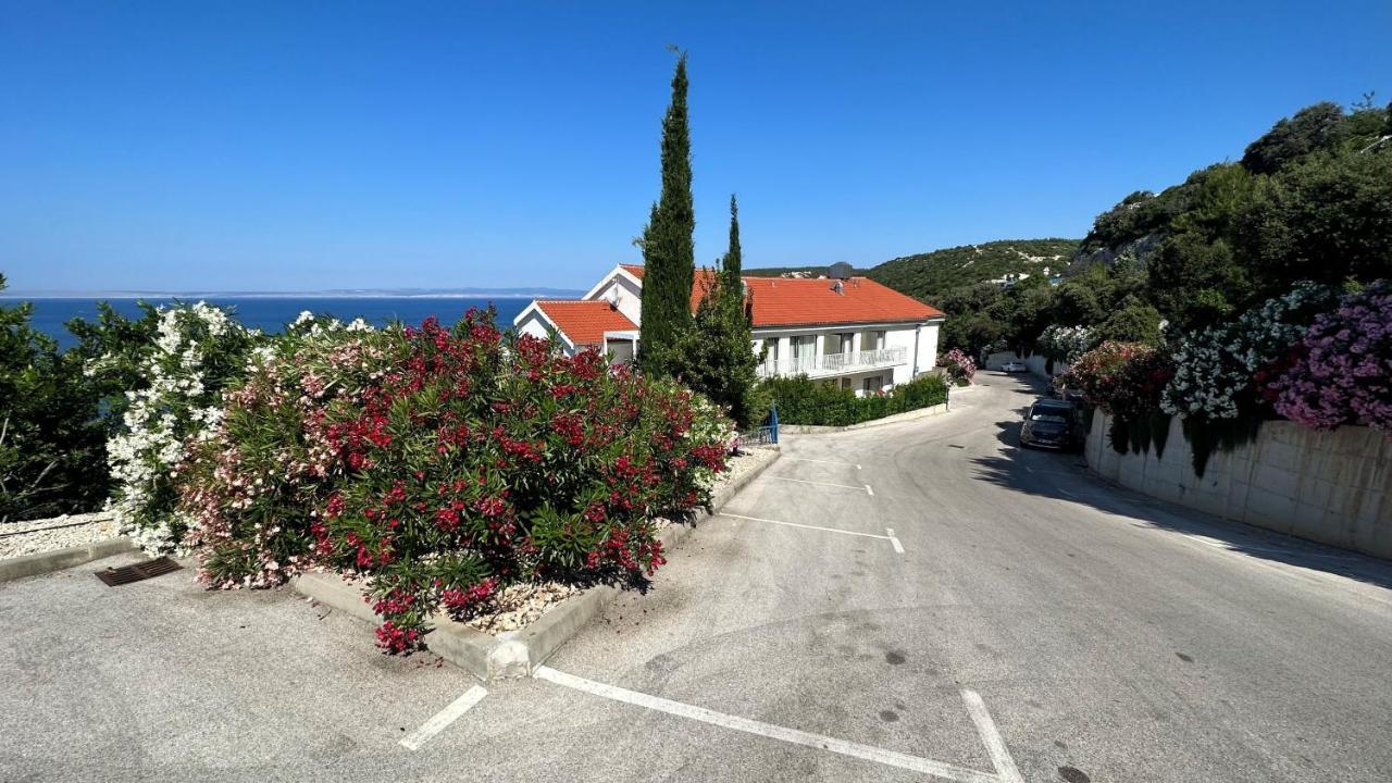 Zlatni Zalaz,Apartments,Supetarska Draga Esterno foto