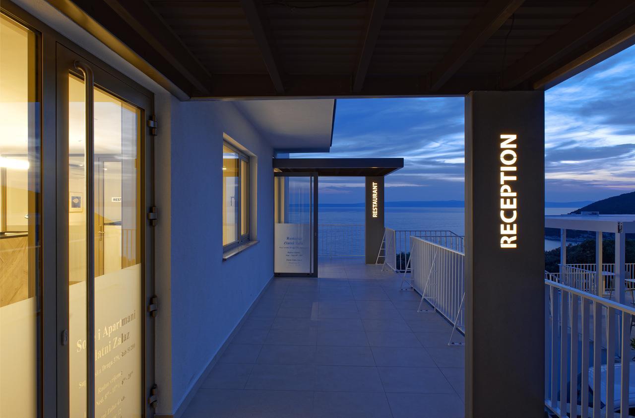 Zlatni Zalaz,Apartments,Supetarska Draga Esterno foto
