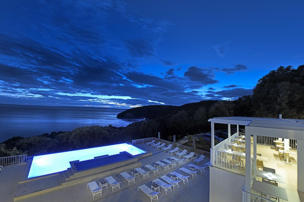 Zlatni Zalaz,Apartments,Supetarska Draga Esterno foto