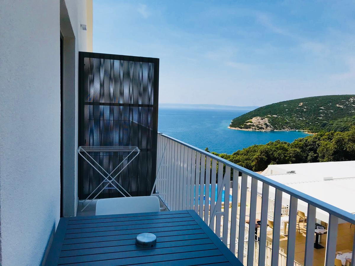 Zlatni Zalaz,Apartments,Supetarska Draga Esterno foto